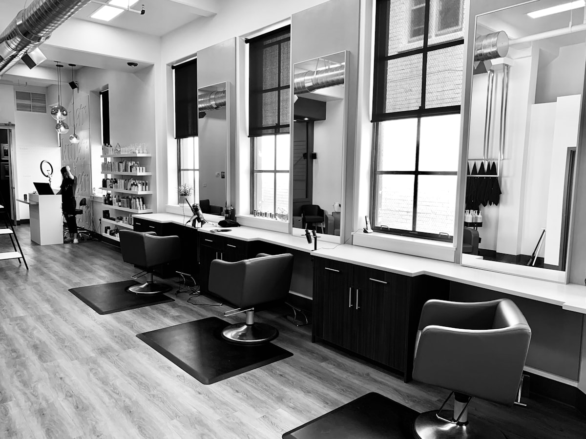 Salon Atlas FTW Salon Atmosphere